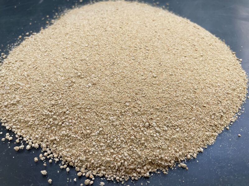 ファイル:脱脂米糠（イネ科・飼料）.JPG